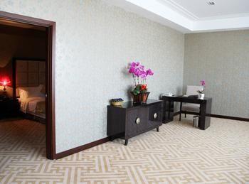טיאנג'ין Longda Hot Spring Hotel מראה חיצוני תמונה